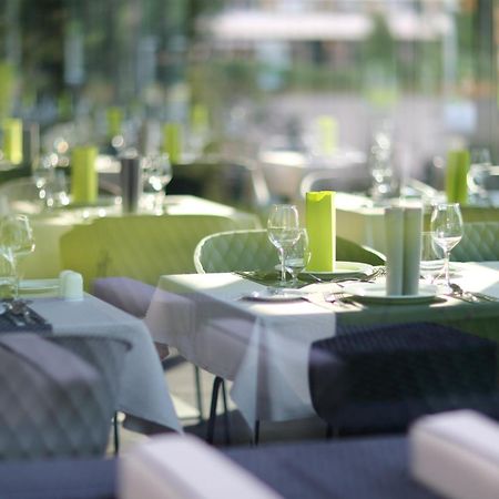 Best Western Plus Lakeside Hotel Székesfehérvár Εξωτερικό φωτογραφία
