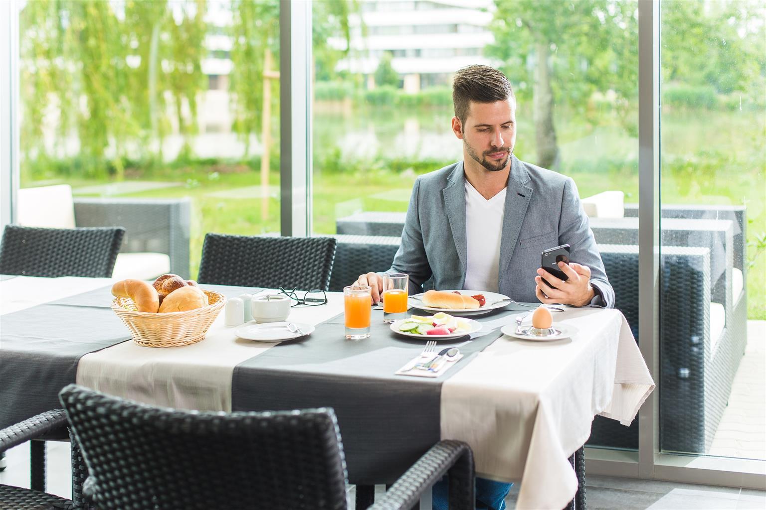 Best Western Plus Lakeside Hotel Székesfehérvár Εξωτερικό φωτογραφία