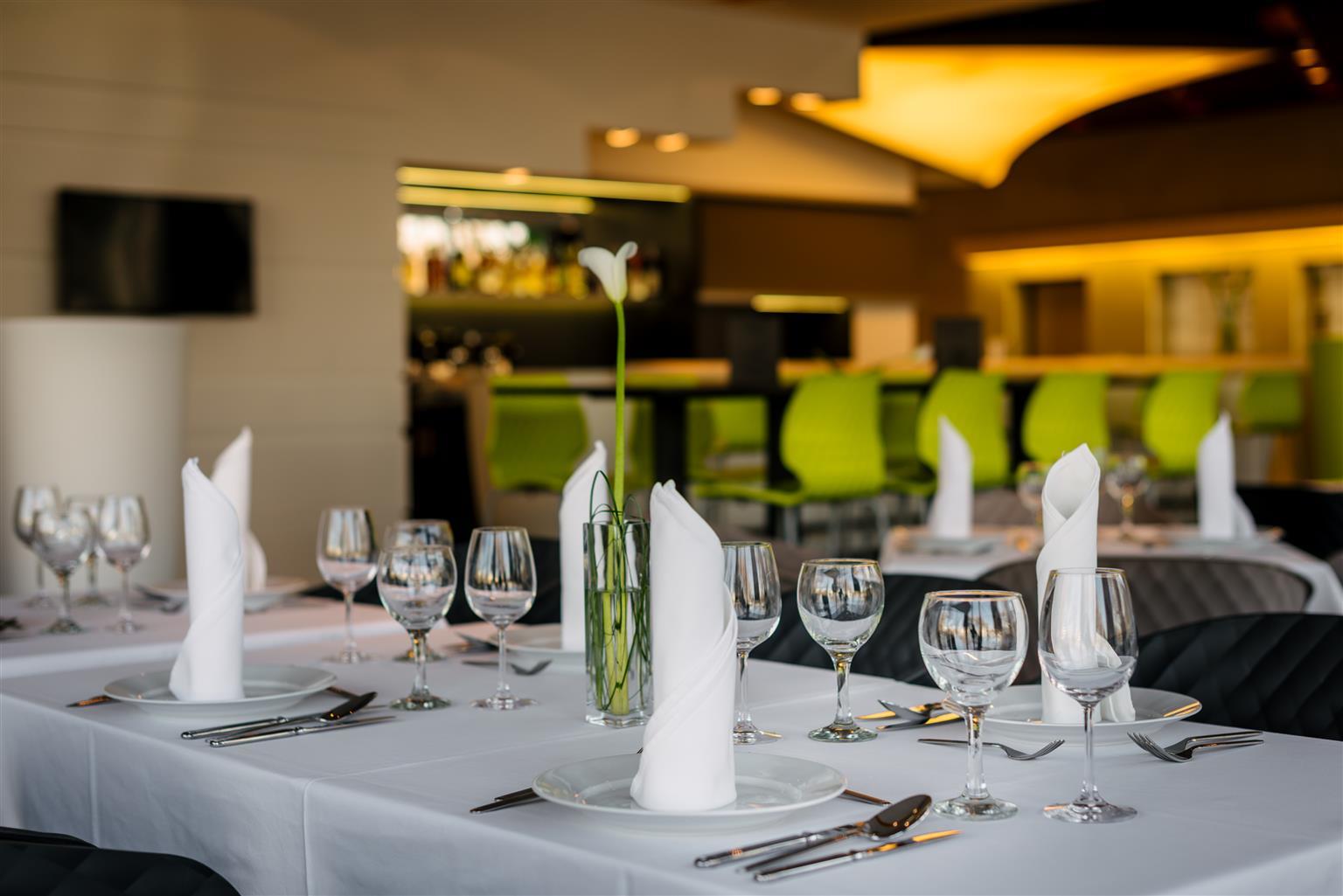 Best Western Plus Lakeside Hotel Székesfehérvár Εξωτερικό φωτογραφία