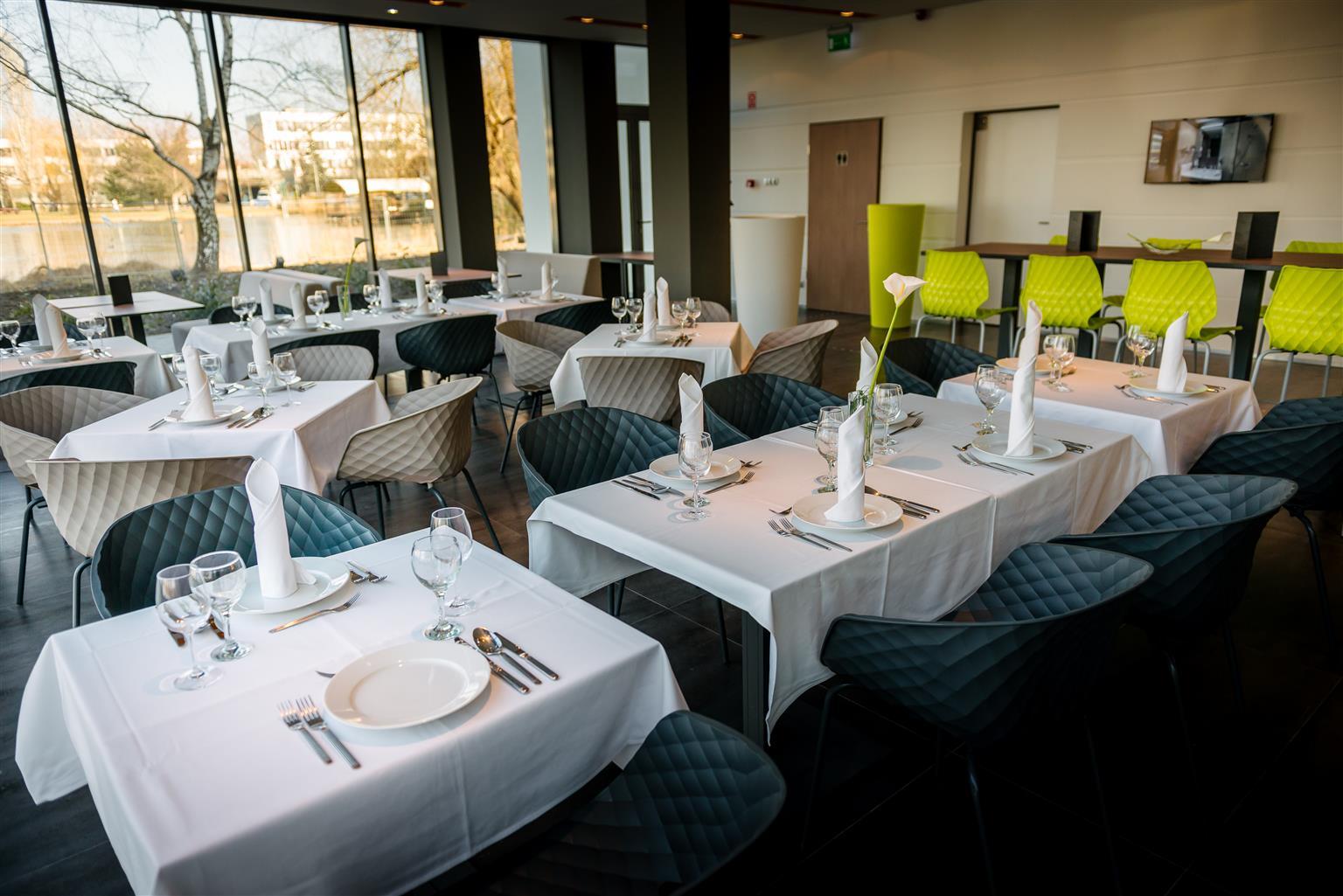 Best Western Plus Lakeside Hotel Székesfehérvár Εξωτερικό φωτογραφία
