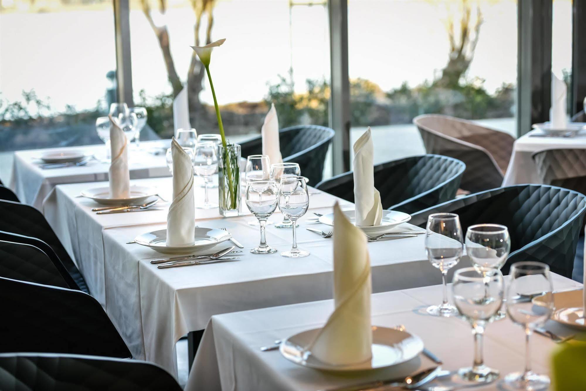 Best Western Plus Lakeside Hotel Székesfehérvár Εξωτερικό φωτογραφία